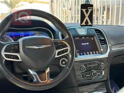 كرايسلر 300